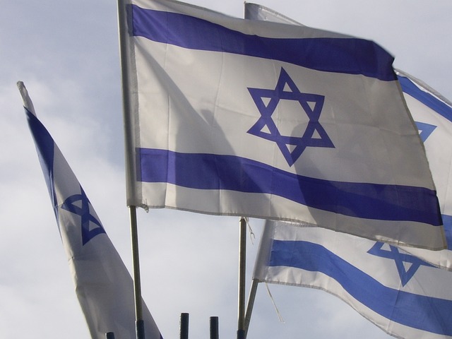 מסע בעקבות הזמר העברי משירי יונתן גפן