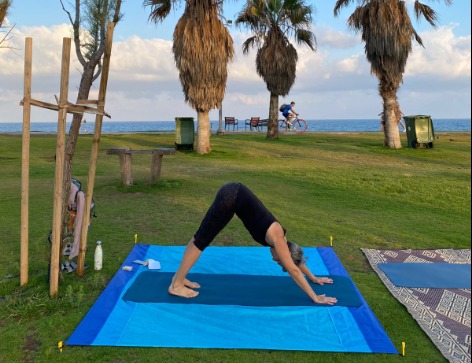 יום היוגה הבינלאומי בתל ברוך