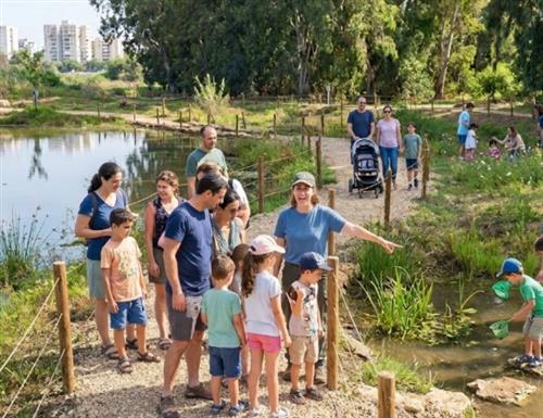 סיירת מרחב-טיול לבריכת חורף פארק דרזנר