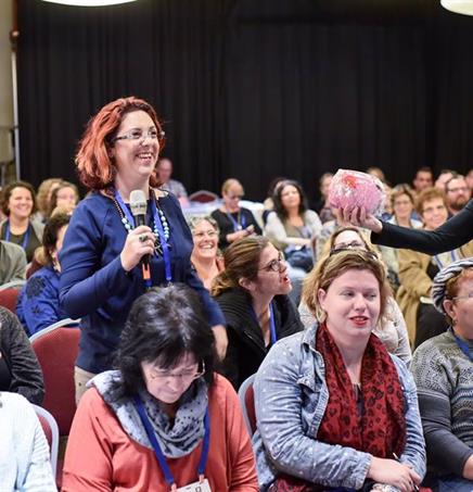 כנס נקודת מפנה לכותבים עיריית תל אביב יפו