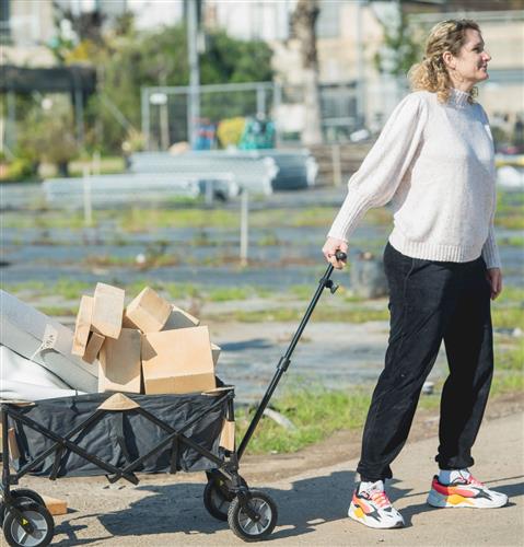האוצר - פרויקט מיחזור חומרים ליוצרים