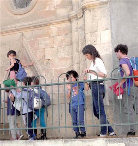 סיור לכל המשפחה בשכונת שפירא