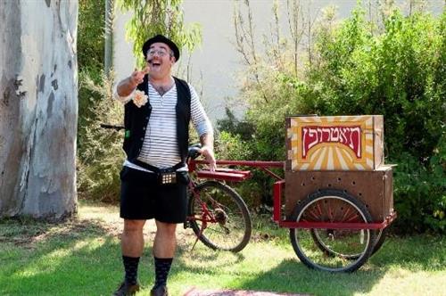 שעת סיפור תיאטרלית בסלון דובנוב